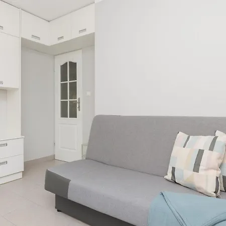 Dolinka Batuty By Renters Apartment Warsaw
